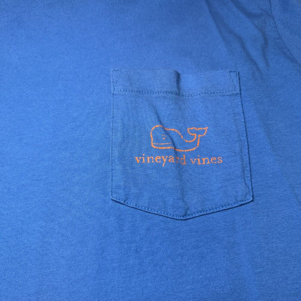 Vineyard Vines Mens Size Large Lot of 2 Long Sleeve Pocket T-Shirt Blue Casual - Picture 15 of 16